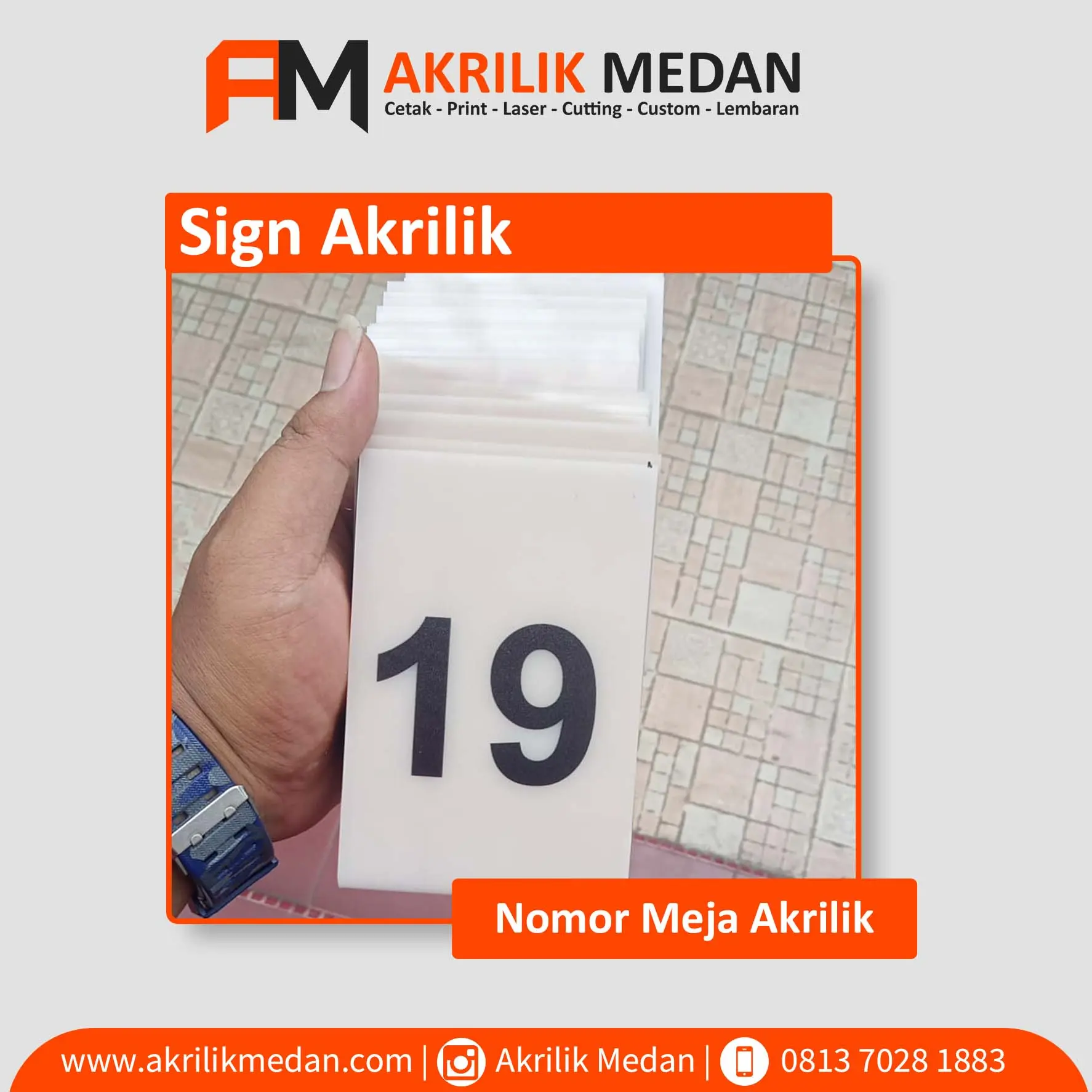 Nomor Antrian Akrili.