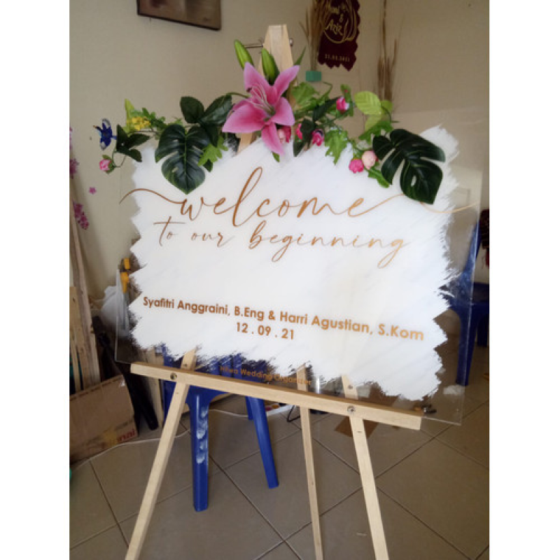 Papan Bunga Akrilik .
