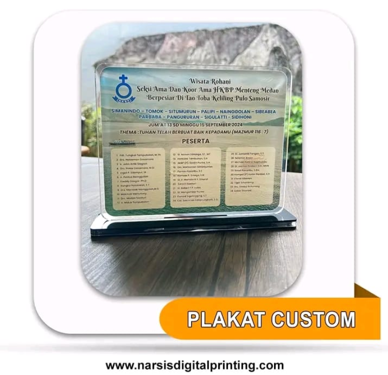 Merchandise Akrilik Eksklusif: Strategi Menarik Konsumen Premium