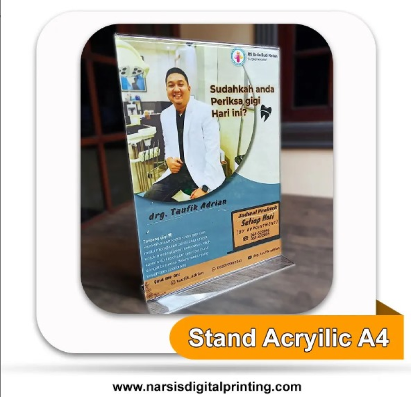 Standee Akrilik untu.